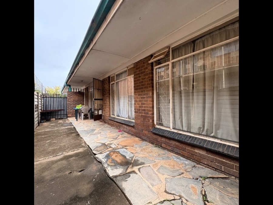2 Bedroom Property for Sale in Meiringspark North West